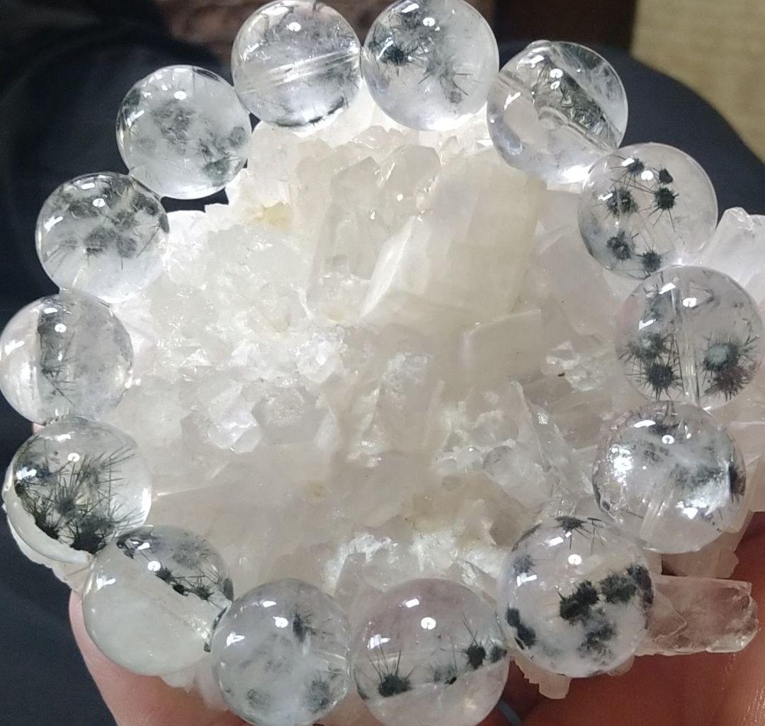 ホーランダイトインクォーツ