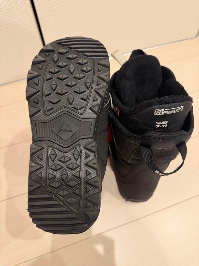 Burtonスノーブーツ
