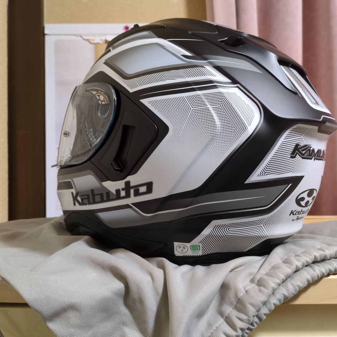 OGK KABUTO KAMUI3　Mサイズ　インナーバイザー搭載　送料込