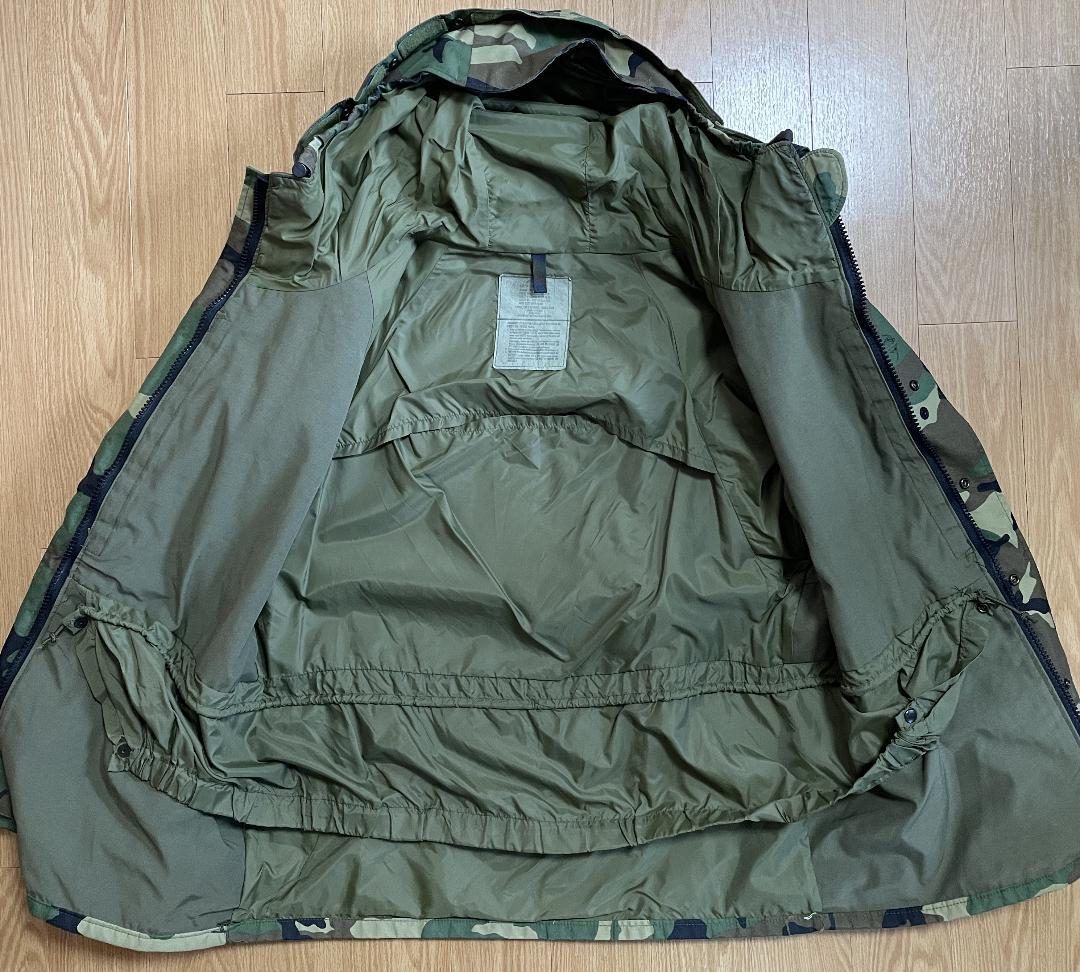 イ*ー様 【美品】米軍実物　ECWCS 1st GEN 後期型　ゴアテックスパー