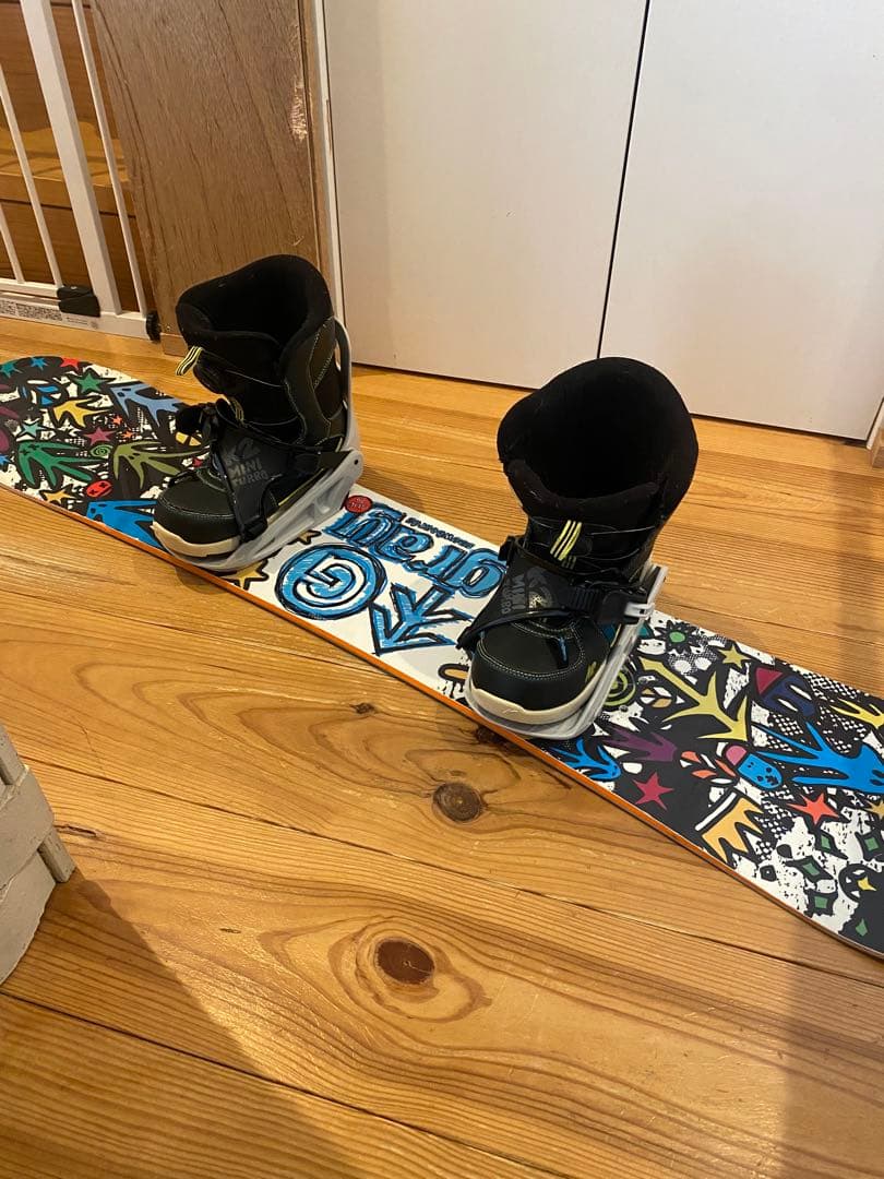 スノーボード３点セット　キッズ〜ジュニアサイズ　126センチ　22㎝