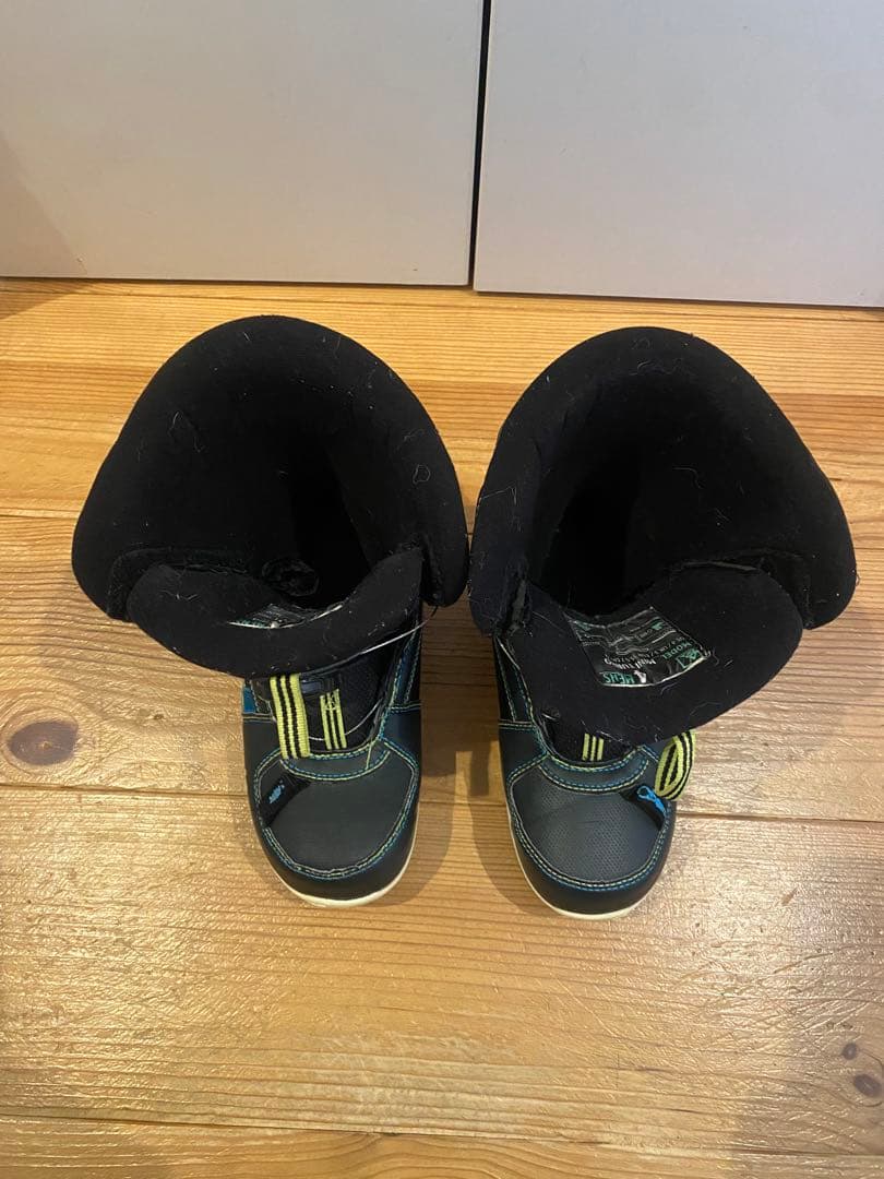 スノーボード３点セット　キッズ〜ジュニアサイズ　126センチ　22㎝