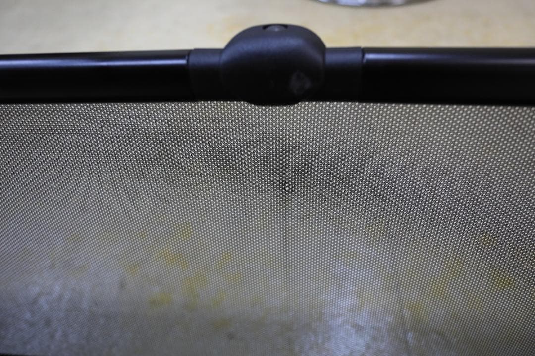 【美品】 MINI R57 純正ウィンドディフレクター