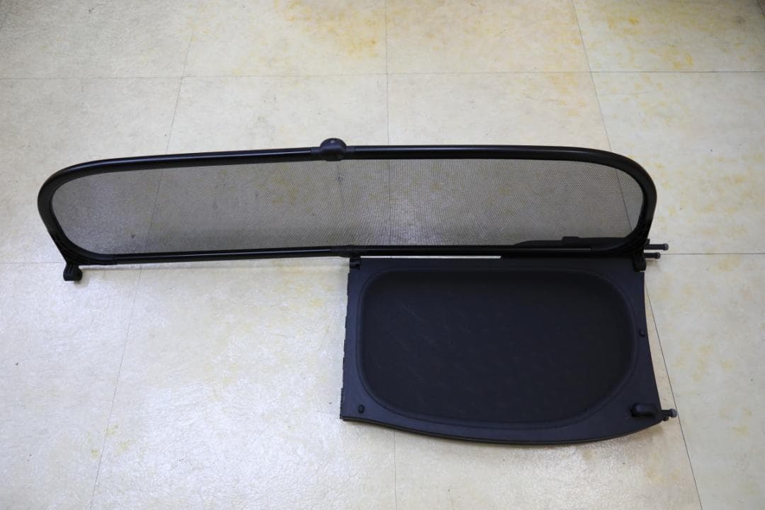 【美品】 MINI R57 純正ウィンドディフレクター