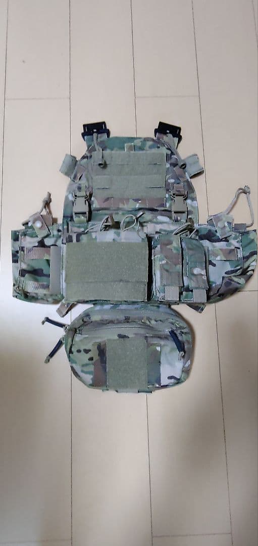 【実物】LBT-6094A-QRC-V2 マルチカム プレートキャリア ポーチ