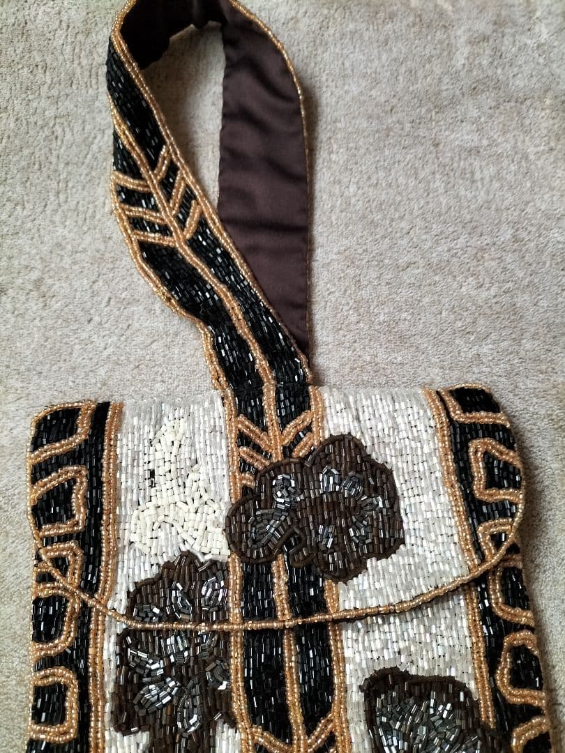 JAMIPUECHビーズバッグ