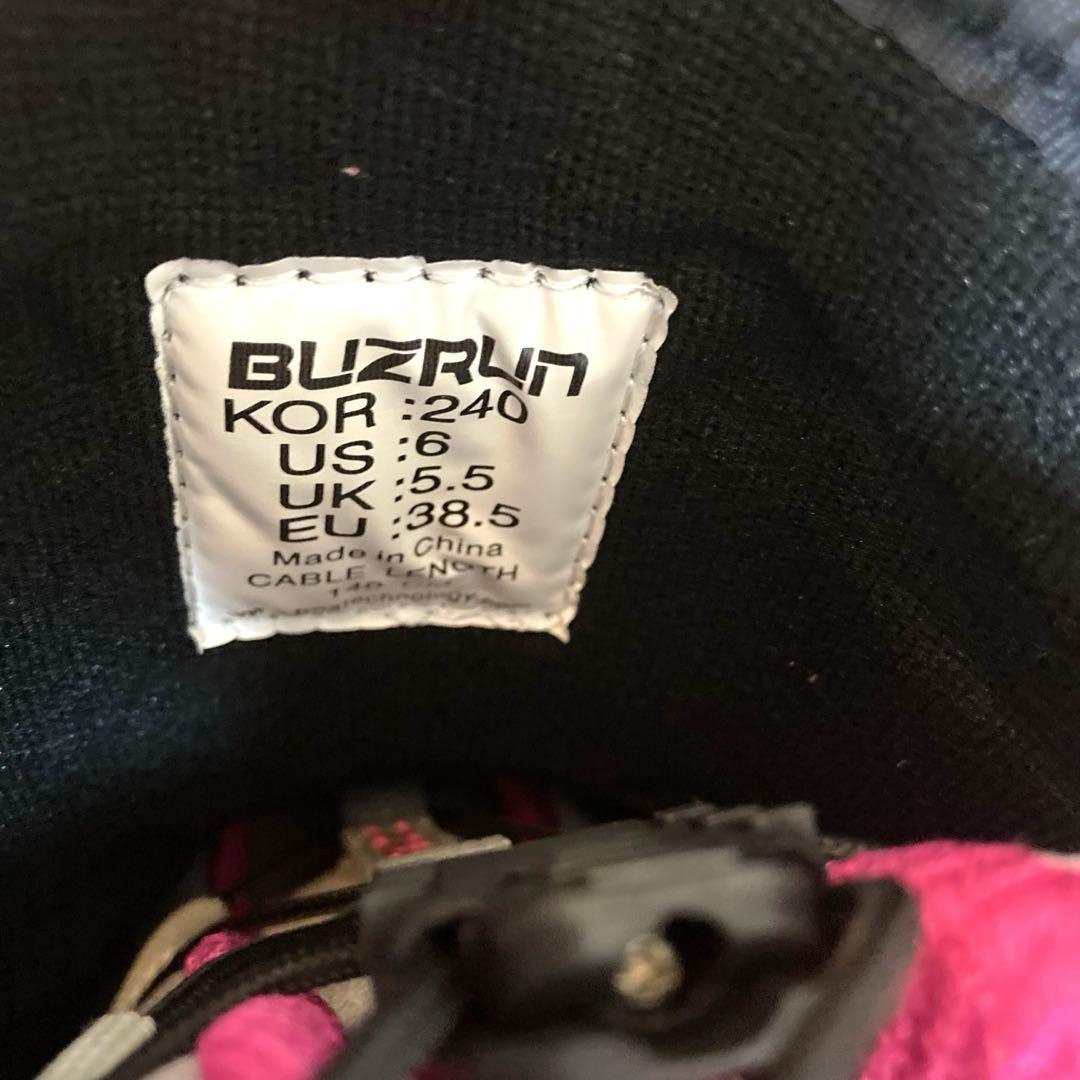 【新品未使用】BUZRUN スノーボードブーツ 24cm