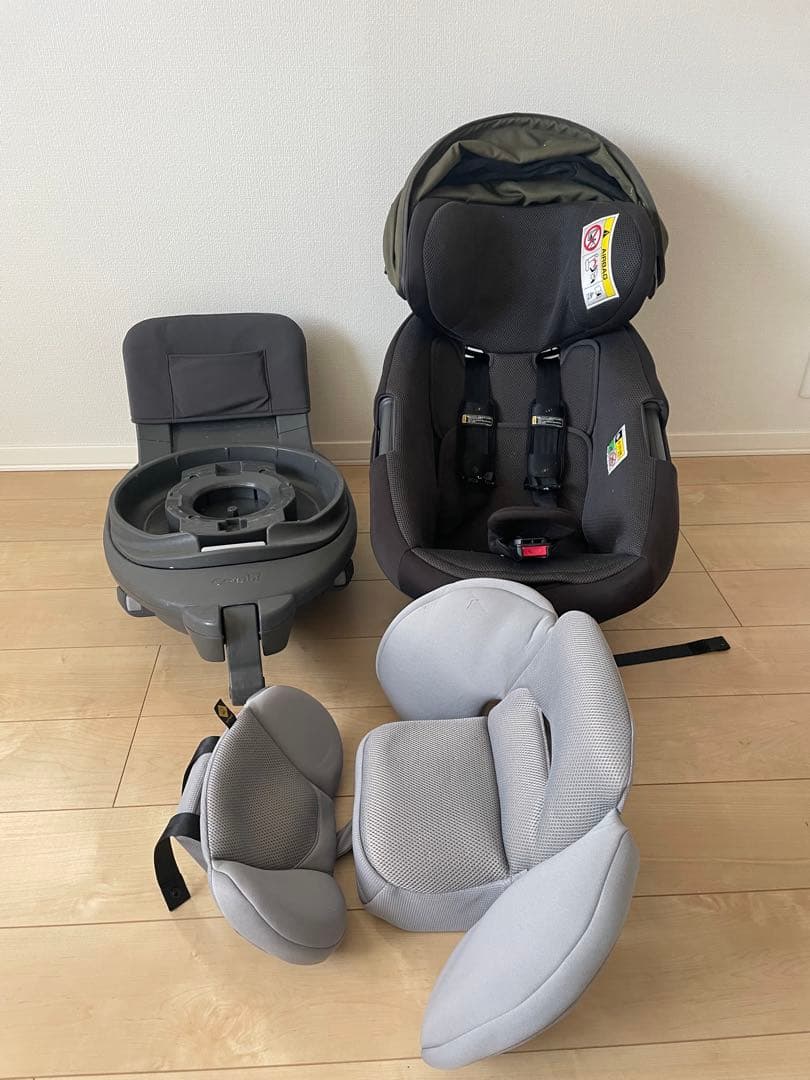 Combi チャイルドシート THE Sシリーズ　ISOFIX