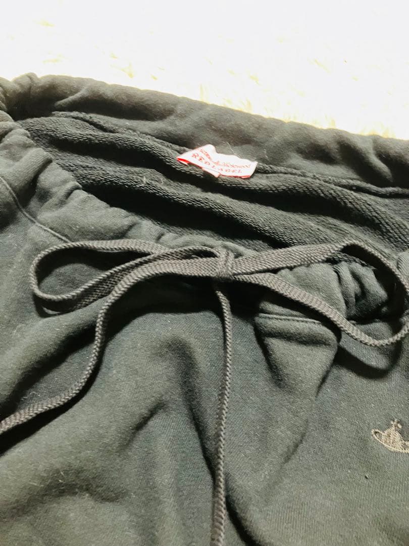 ヴィヴィアンウエストウッド　長袖トレーナー　黒　Ｍ　変形型　コットン