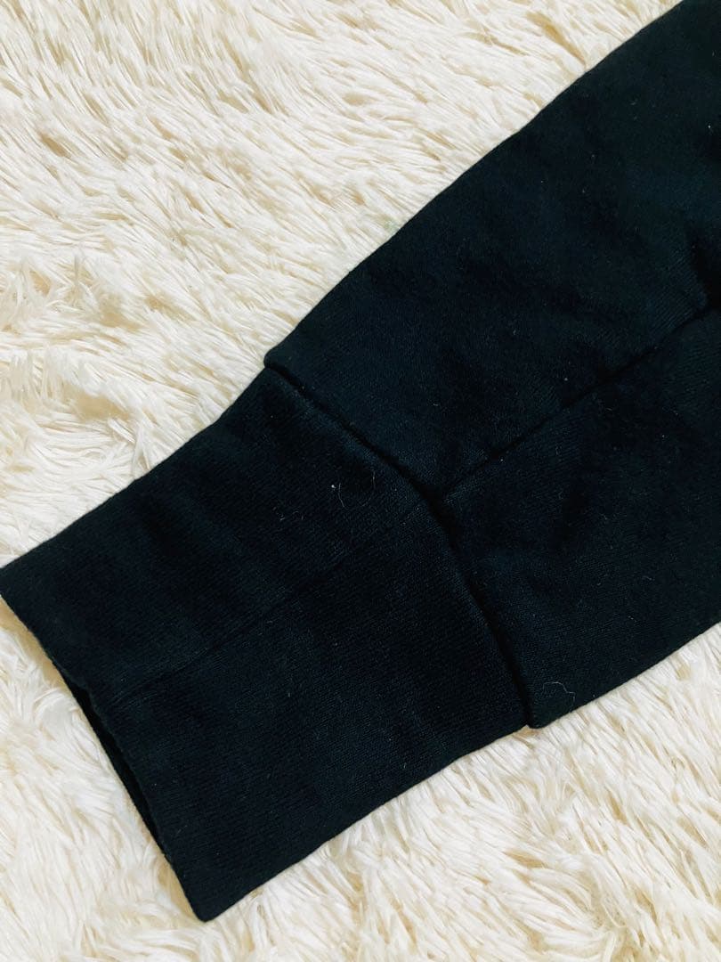 ヴィヴィアンウエストウッド　長袖トレーナー　黒　Ｍ　変形型　コットン