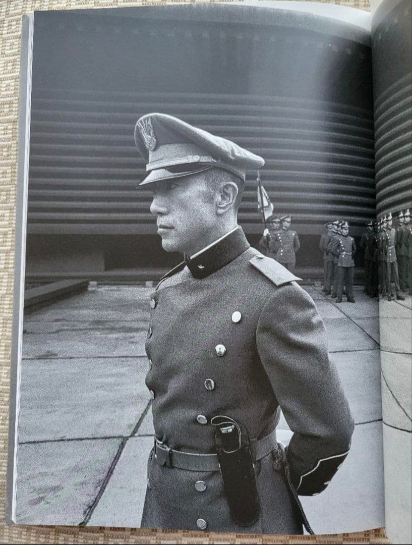 三島由紀夫 男の死 THE DEATH OF A MAN　篠山紀信　新品未開封品