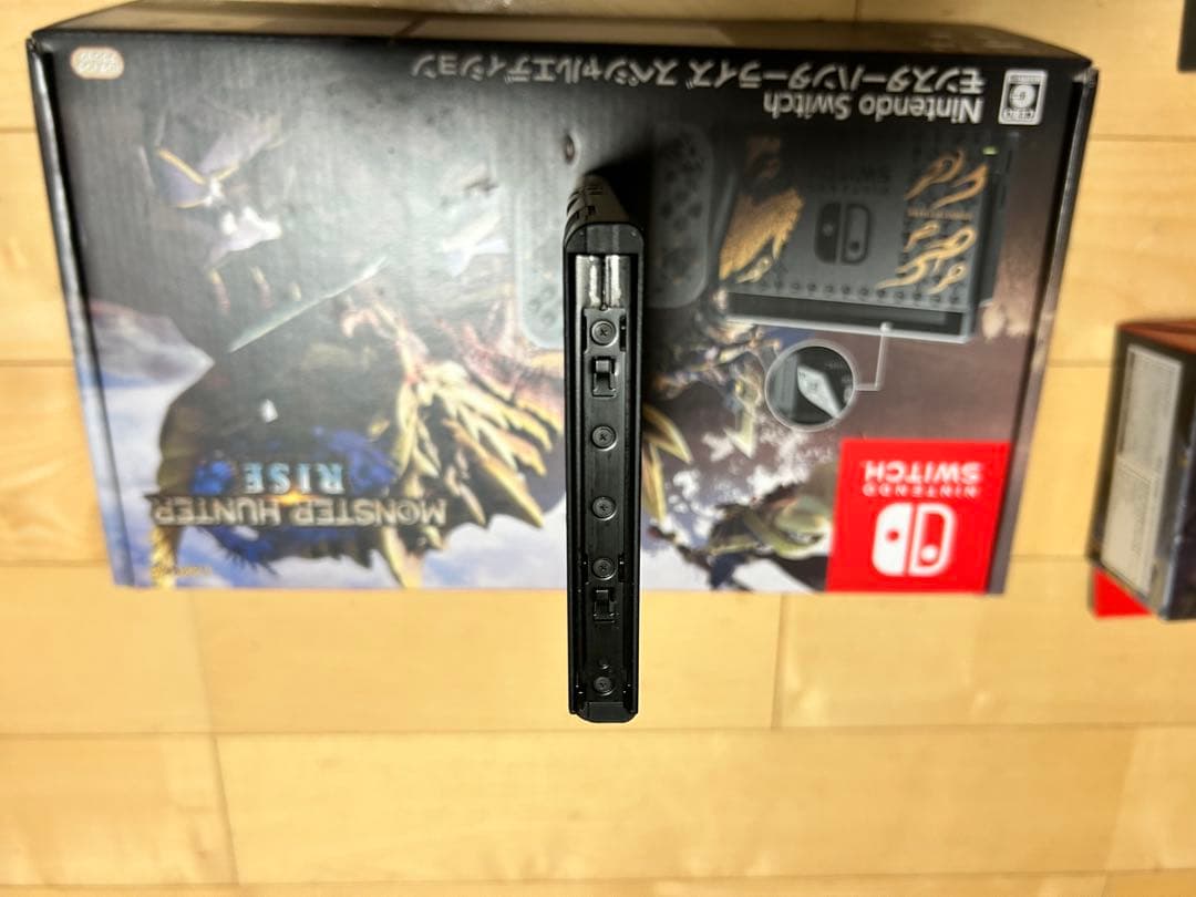 Nintendo Switch モンスター・ハンター・ライズ特別版 本体