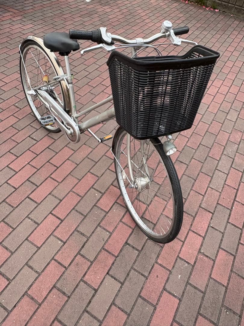 オートライト/3段変速付き軽快車(26㌅)お引き取りですが、配達も可能です。