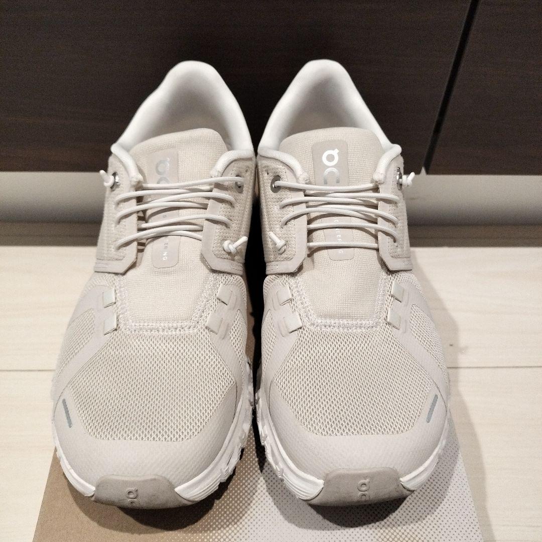 【美品】Onスニーカー cloud6 Pearl/White 25cm
