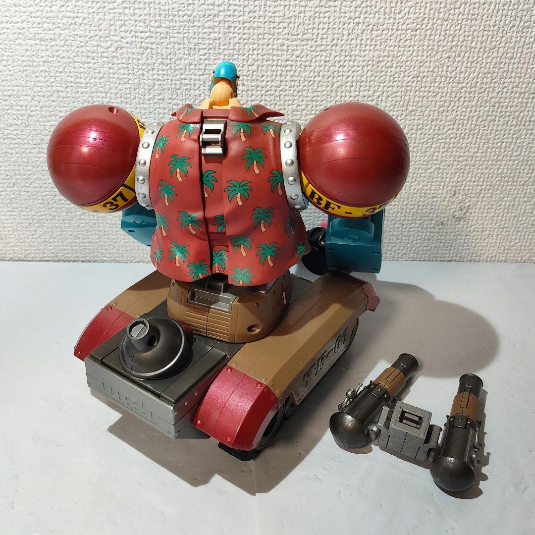 ☆　超合金　ワンピースフィギュア　フランキー　タンクオプション　☆