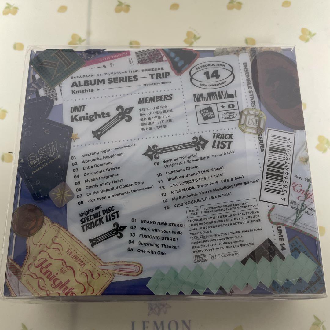 アルバム 『TRIP』 Knights[初回限定生産盤] 有償特典缶バッジ付き