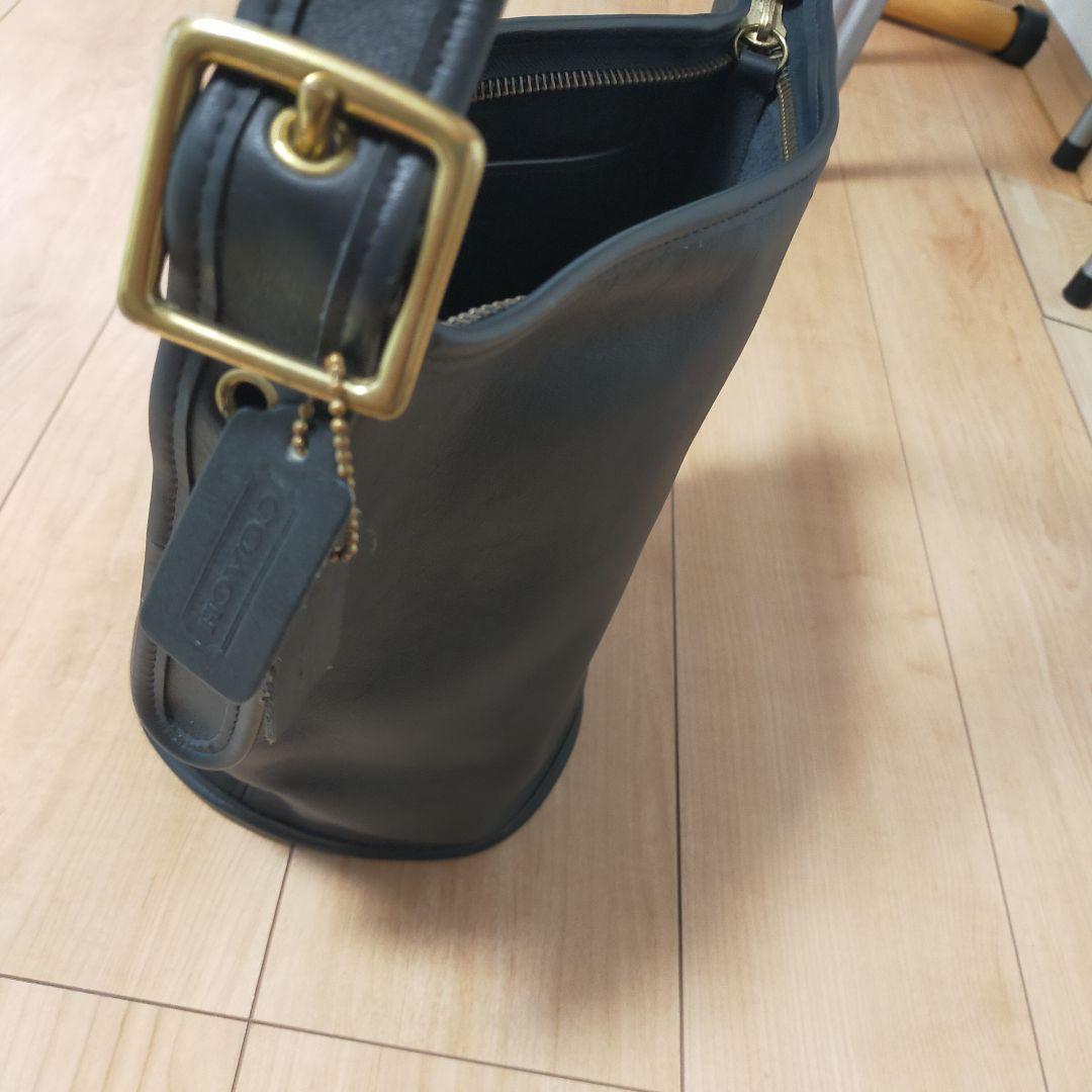 新品未使用　コーチ　オールレザー　ショルダーバック