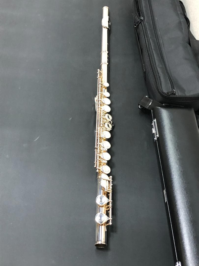 送料無料 ヤマハ フルート YFL-211 入門モデル 88285