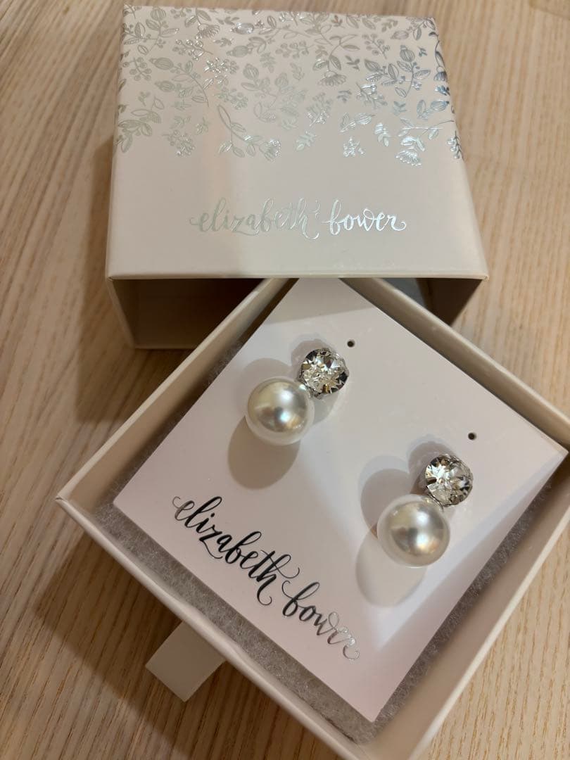 Elizabeth Bower Duet Stud パールピアス