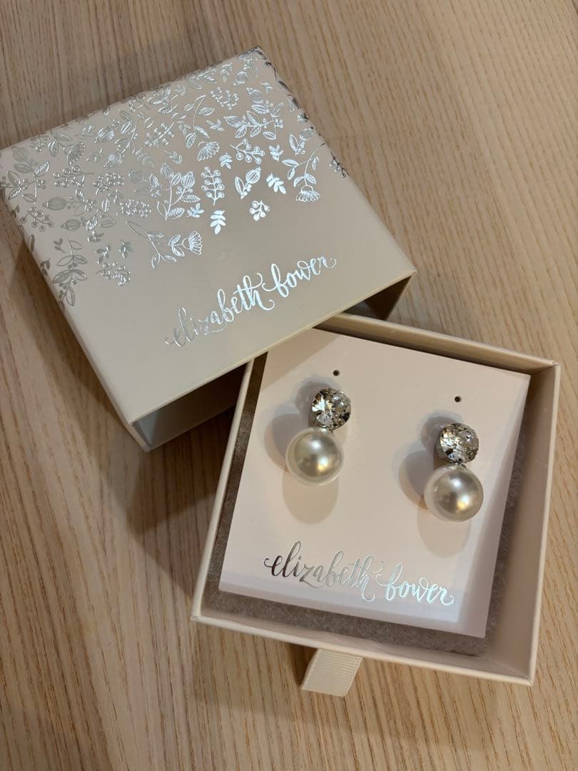 Elizabeth Bower Duet Stud パールピアス