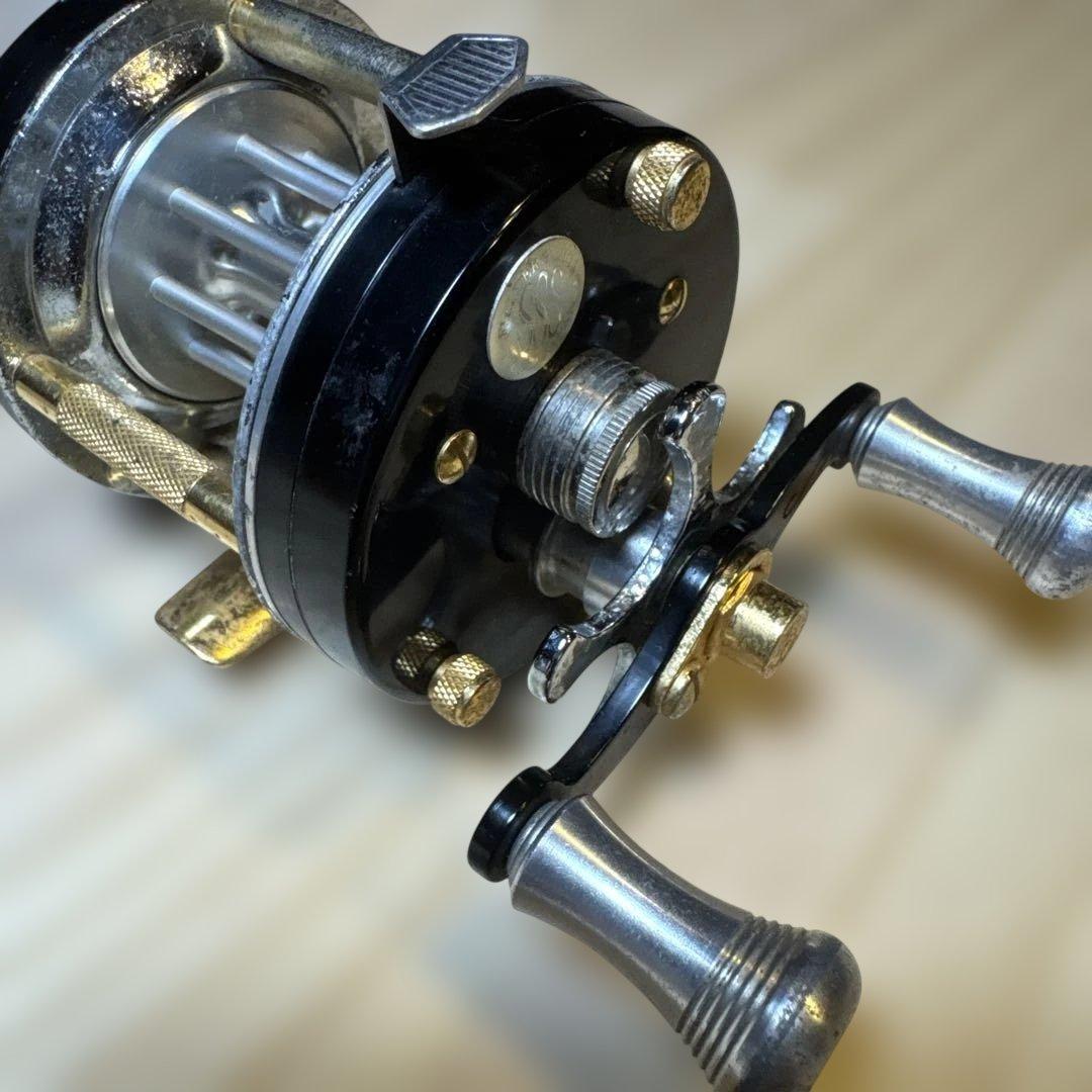 Vintage ベイトリール 五十鈴　BC700 イスズリール