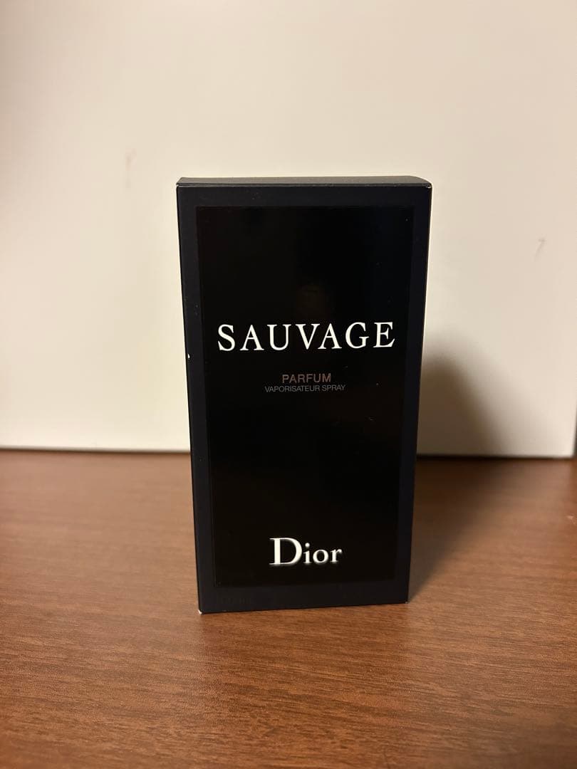 ⭐️しょーた様⭐️ Dior SAUVAGE ソバージュ Perfume 100ml