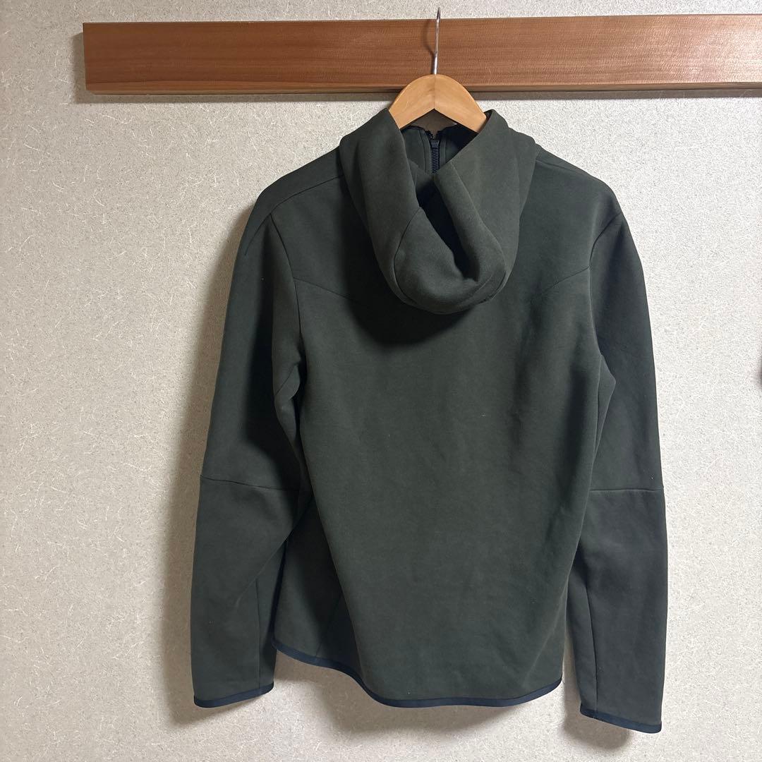 NIKE テック バルセロナ