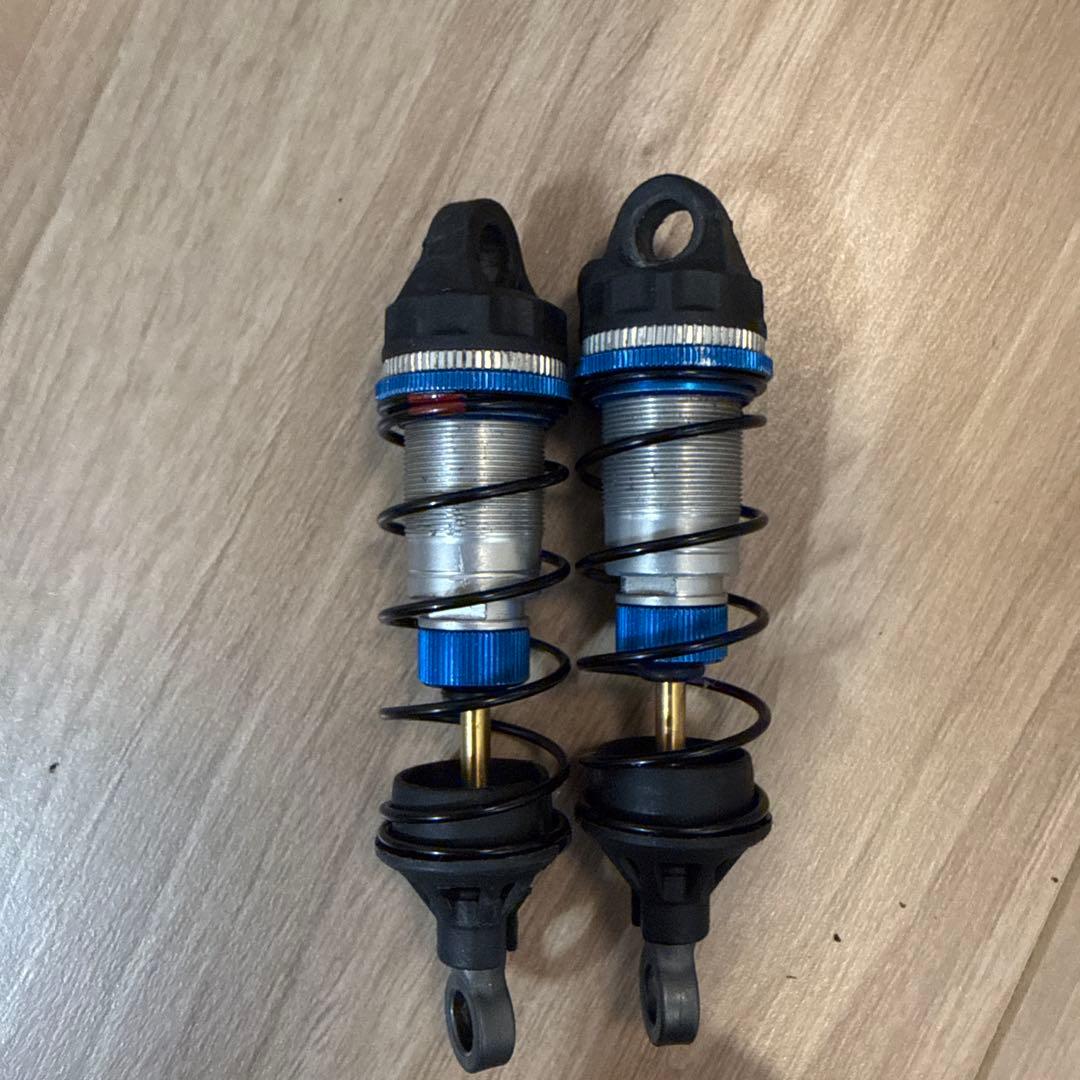 アソシ　Associated ショック4個セット b74.1 12ミリ