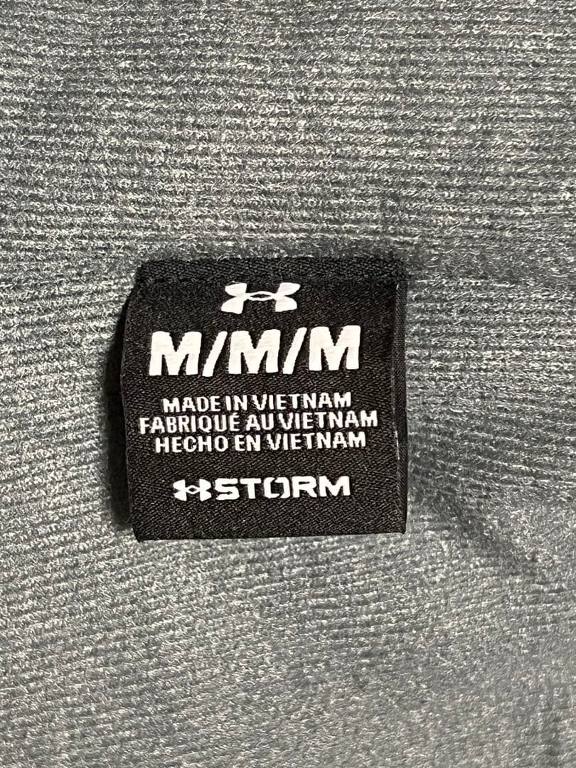 Under Armour ベンチコート 新品未使用Mサイズ ブラック