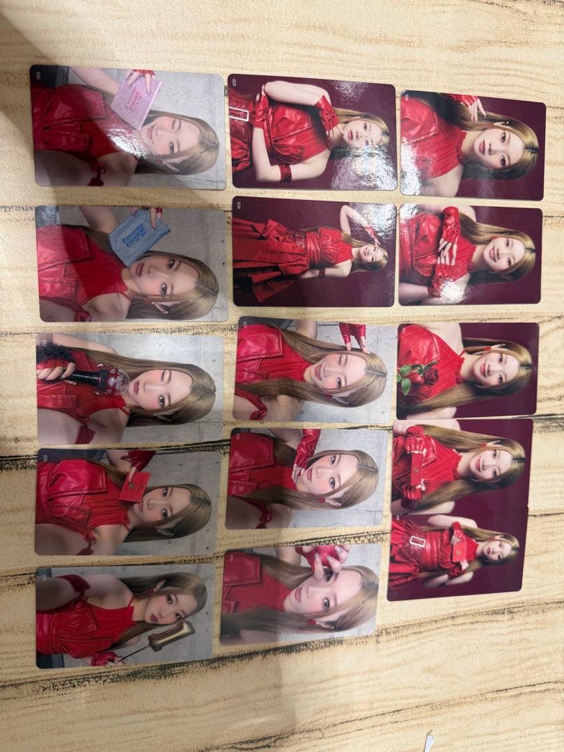 IS:SUE トレカ ポーチ