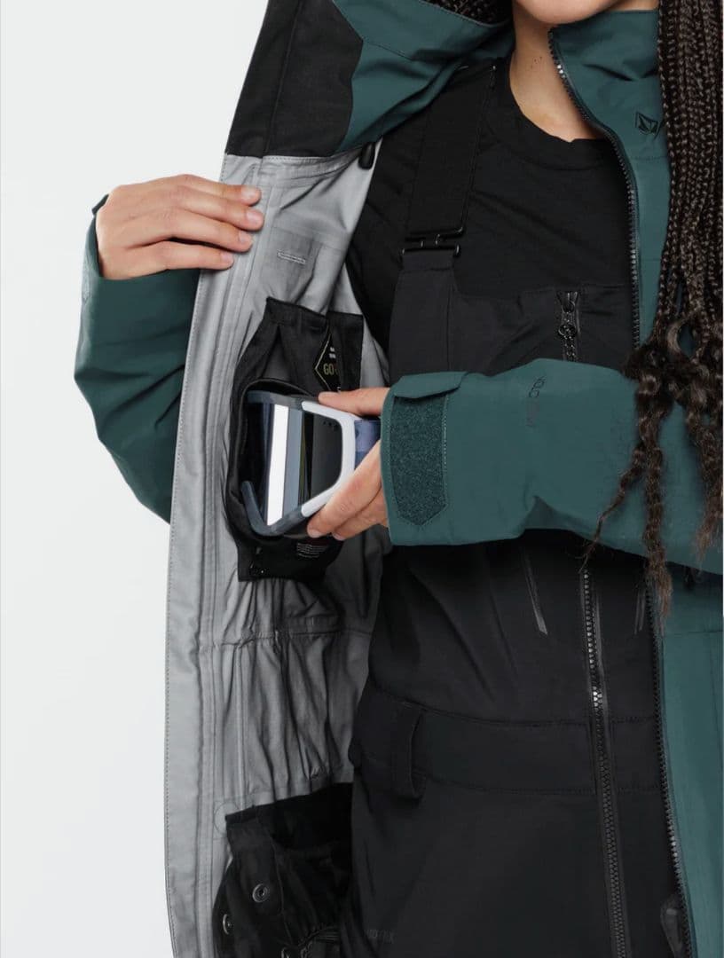 VOLCOM/ボルコム ゴアテックス3レイヤー レディーススノーボードウェア緑