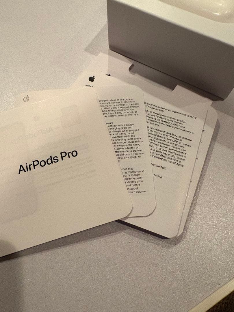 AirPods Pro 本体 充電ケース付き 箱完備品