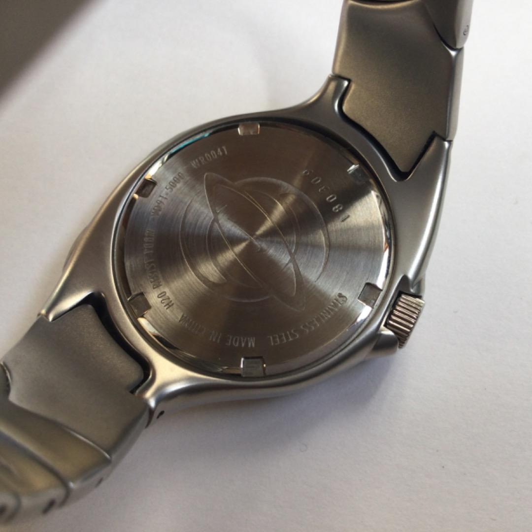 腕時計：NIKE ナイキ　アナログ時計（未使用）