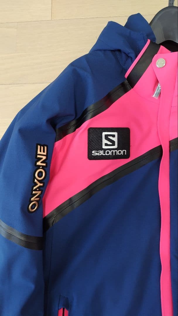 【超美品・非売品】サロモンチーム　オンヨネ　スキーウエア