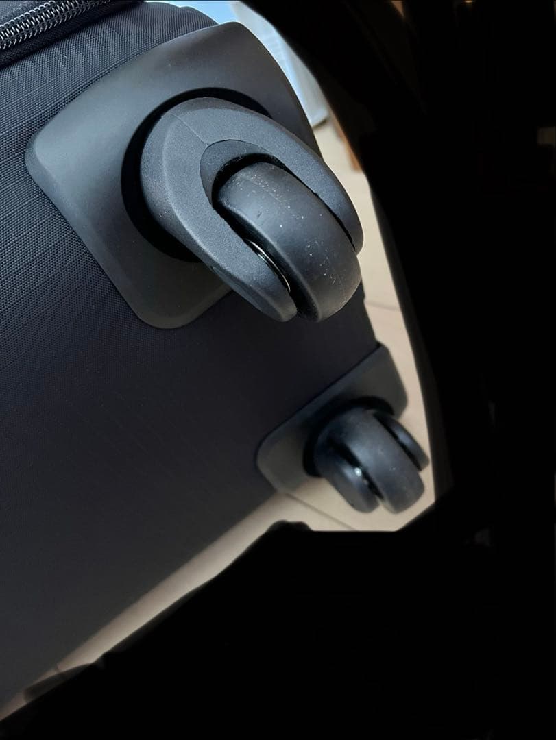 【レスポートサック】CARRY-ON ROLLER