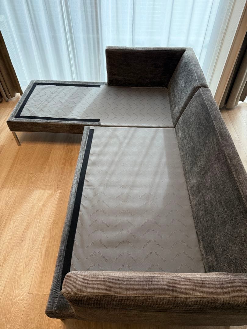 BoConcept（ボーコンセプト）ISTRA2 イストラ2 カウチソファ