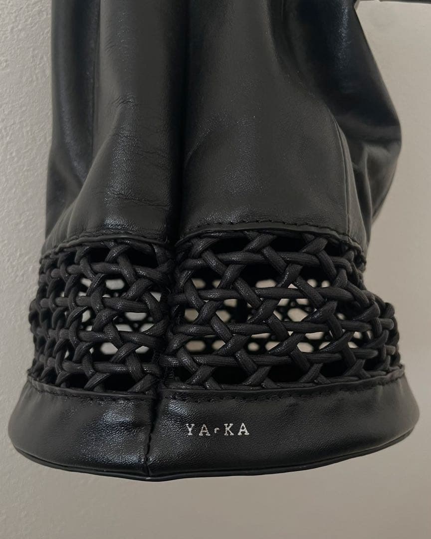 【YArKA/ヤーカ】メッシュ切替巾着ショルダーバッグ