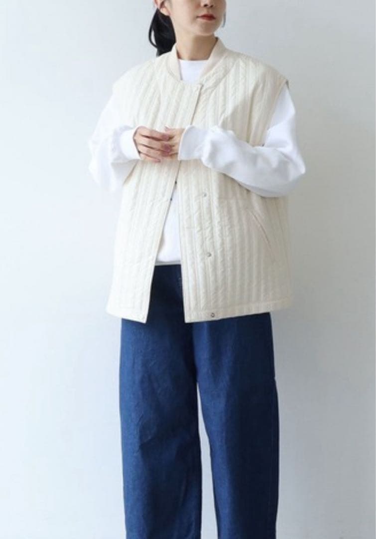 yuni タイプライター エボダウンベスト　ベスト　きなり