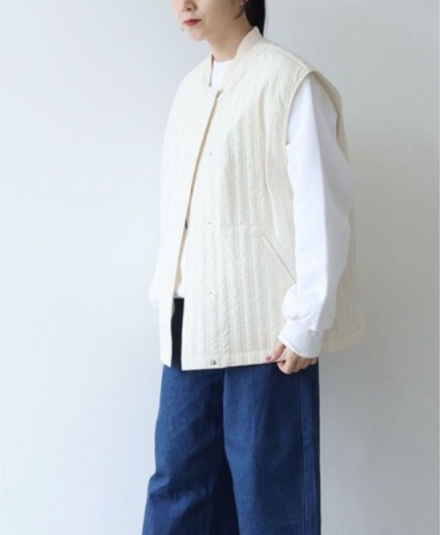 yuni タイプライター エボダウンベスト　ベスト　きなり