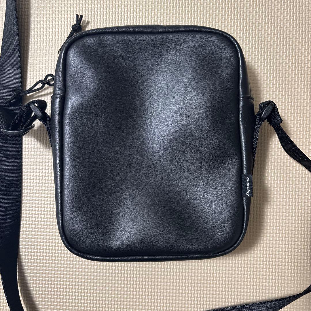 バッグ Supreme Leather Shoulder Bag