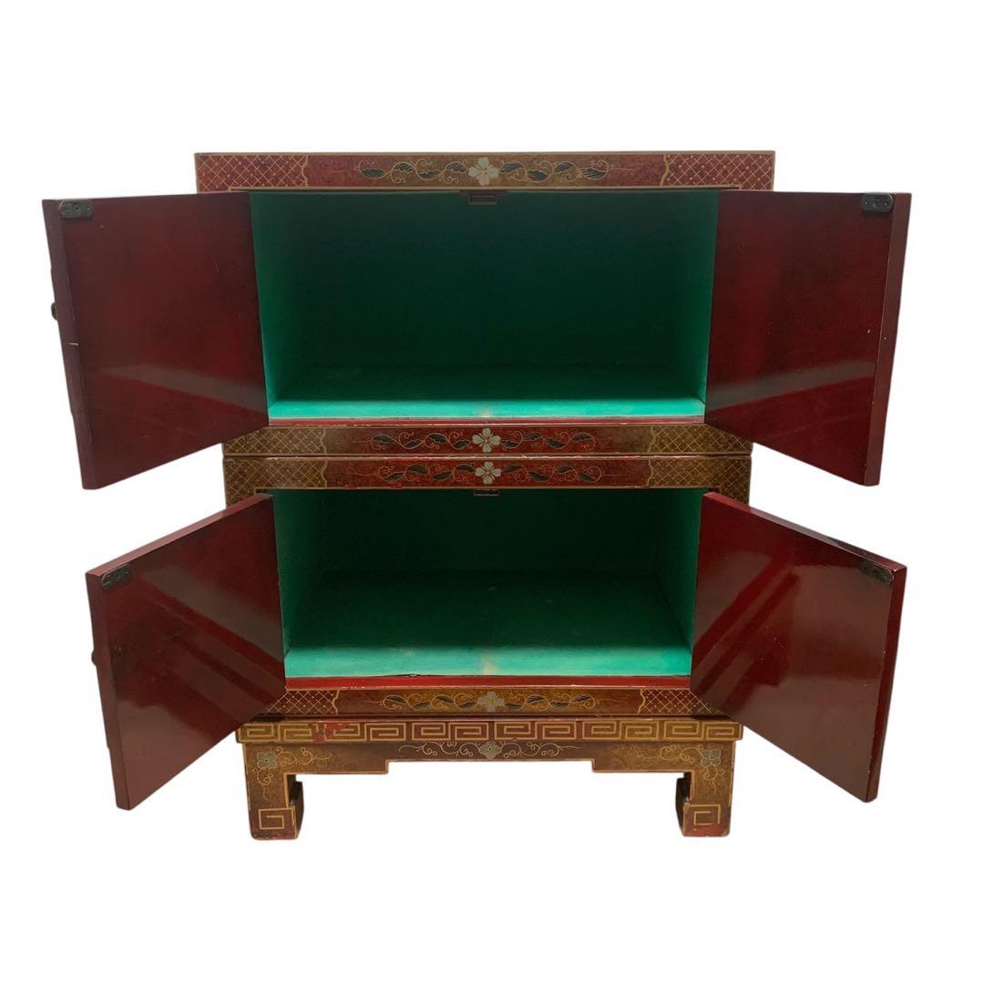 赤色の花と鳥の装飾タンス　希少　中国　 チェスト　箪笥 花鳥 骨董　アンティーク