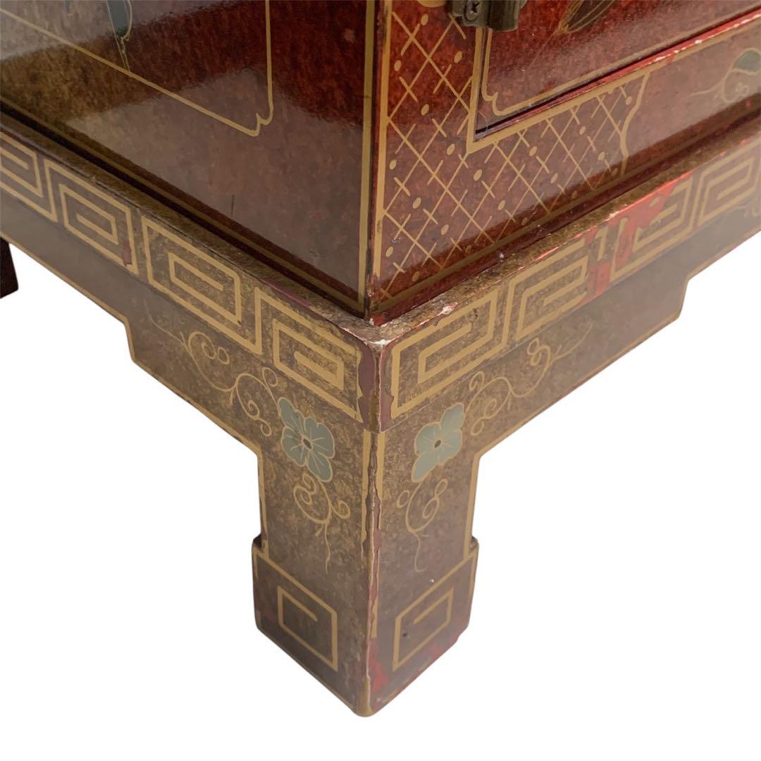 赤色の花と鳥の装飾タンス　希少　中国　 チェスト　箪笥 花鳥 骨董　アンティーク