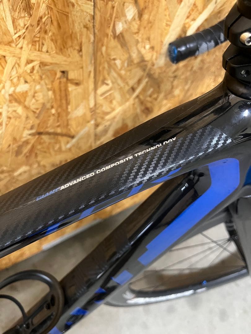 giant tcr advanced 2 軽量！　ディープリム！