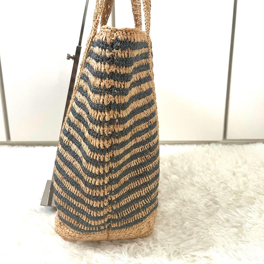 【美品】ヴァネッサブリューノ☆かごバッグ　ラフィア　大容量　ボーダー　天然素材