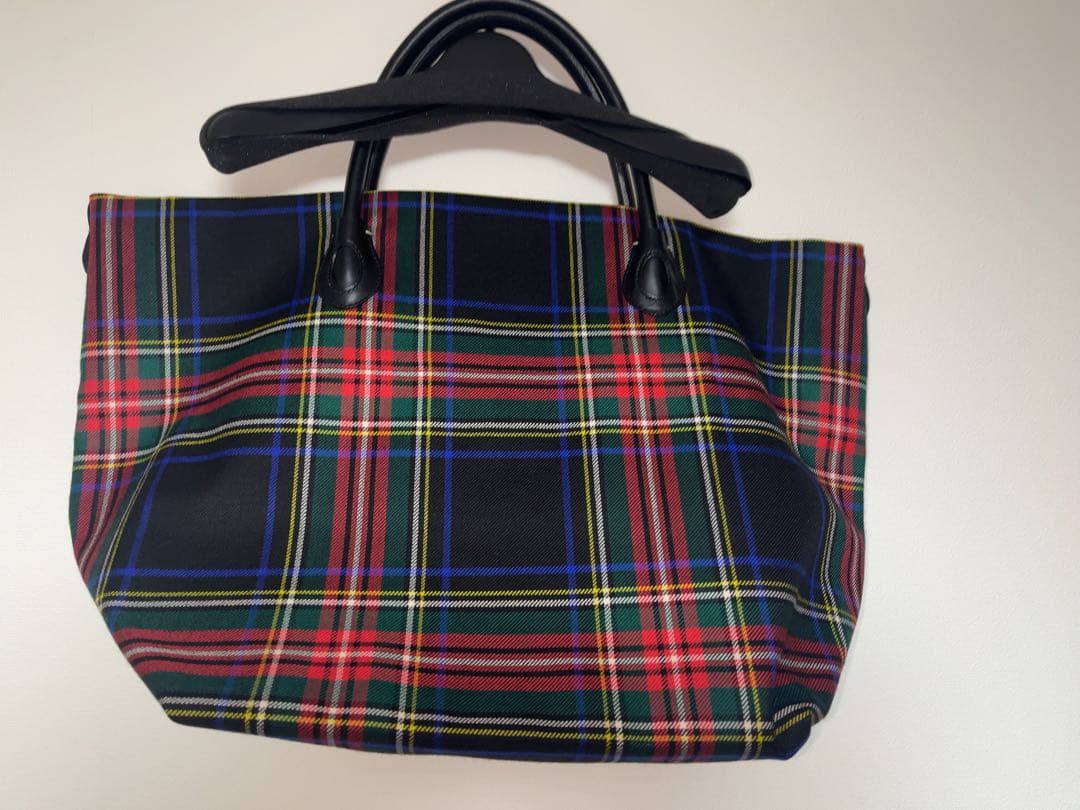 A VACATION VAST トートブラックスチュアート