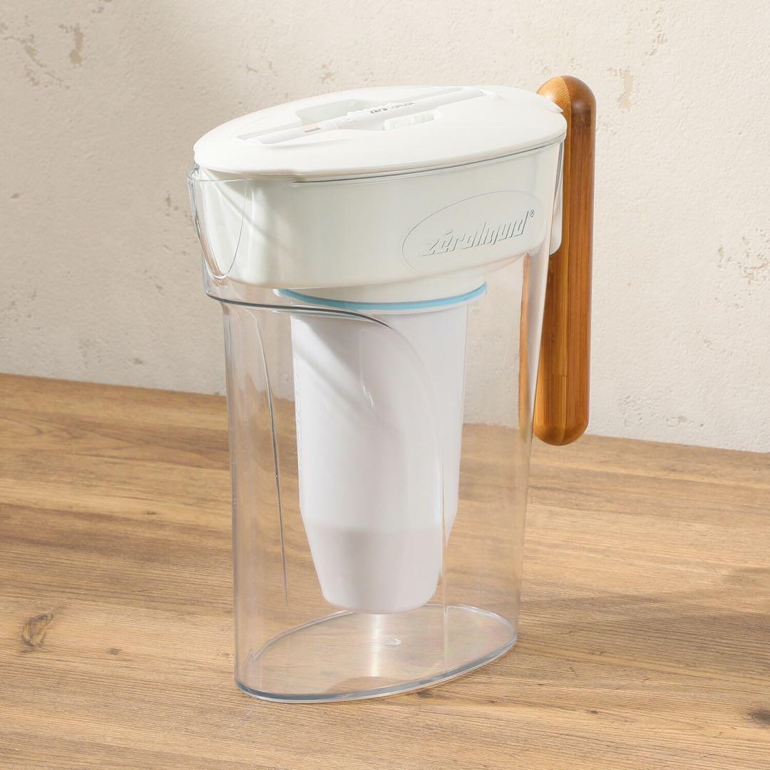 ☆ＺＥＲＯピッチャー ６層浄水フィルター搭載 素材の味を引き立てる