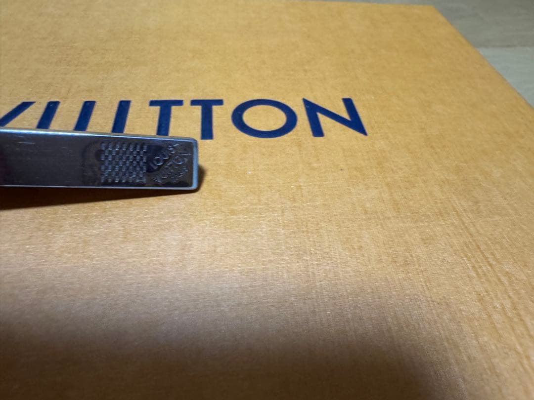 LOUIS VUITTON パンス クラヴァット ダミエ / ネクタイピン