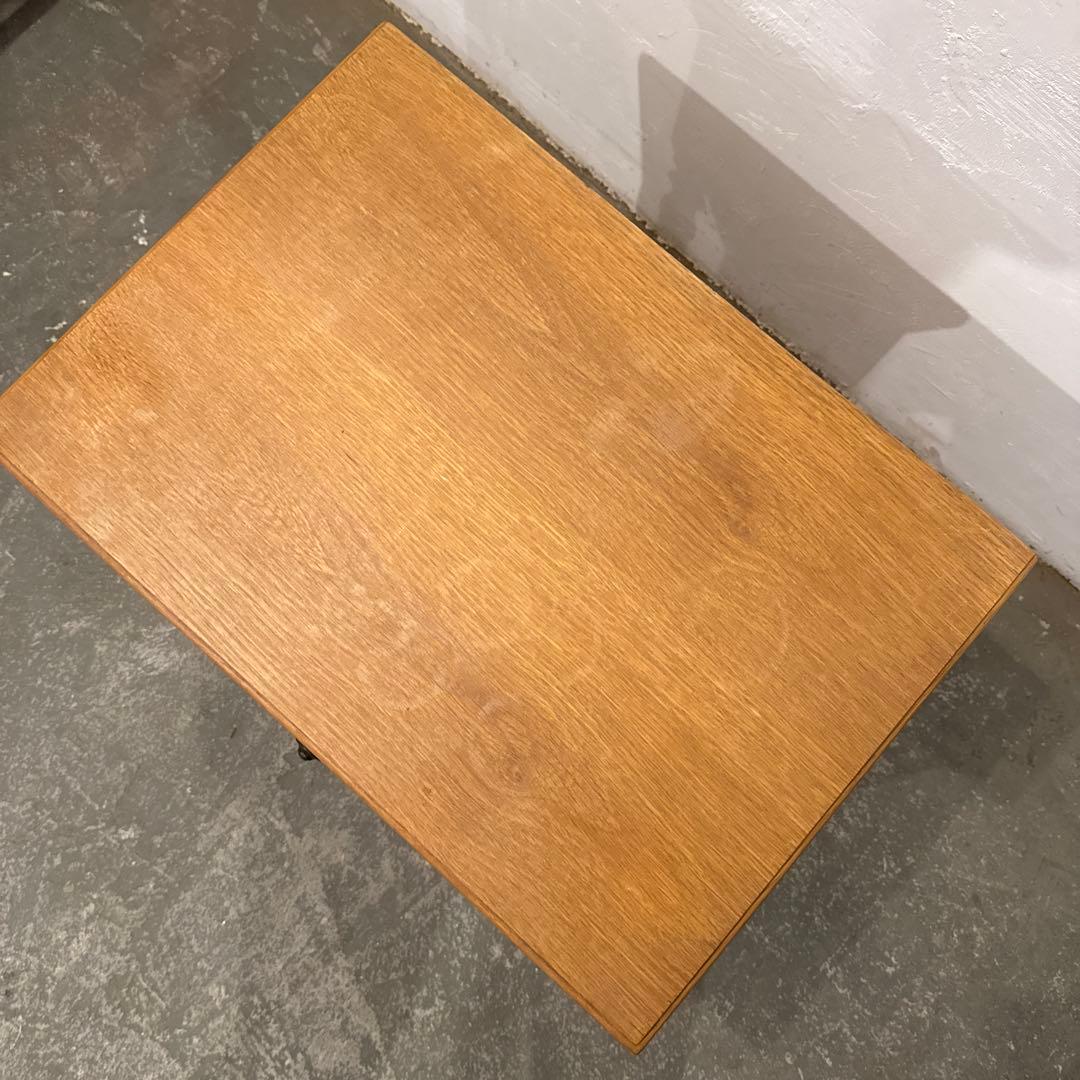 ビンテージ　木製サイドテーブル　ベッドサイドテーブル　引き出し付き　1