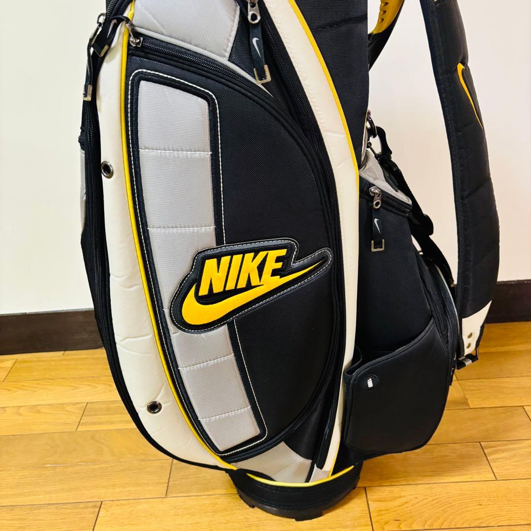 【希少品】NIKE ゴルフ　キャディバッグ　送料込み