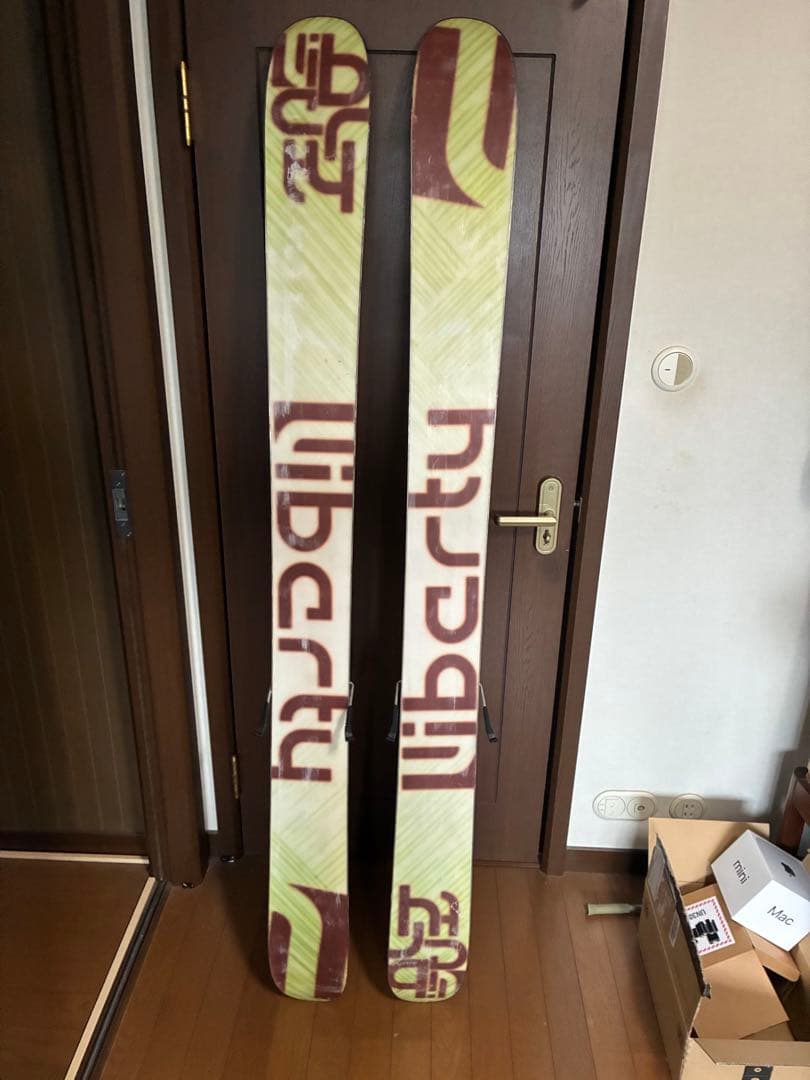 スキー Liberty genom 181cm